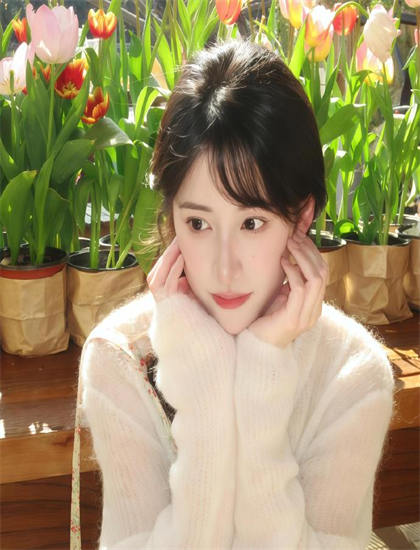 《超人妈妈带娃记2018》不同导演版本比较：艺术风格差异分析